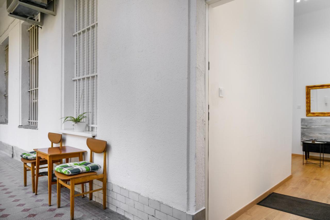 Ja18 Downtown Pearl - 2 Bedroom Apartment Boedapest Buitenkant foto