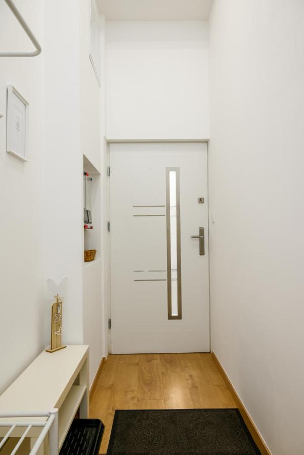 Ja18 Downtown Pearl - 2 Bedroom Apartment Boedapest Buitenkant foto